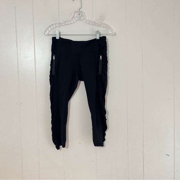 Lululemon Athletica Women's Run In The Sun Crop Leggings Black Size 6 - Picture 3 of 7